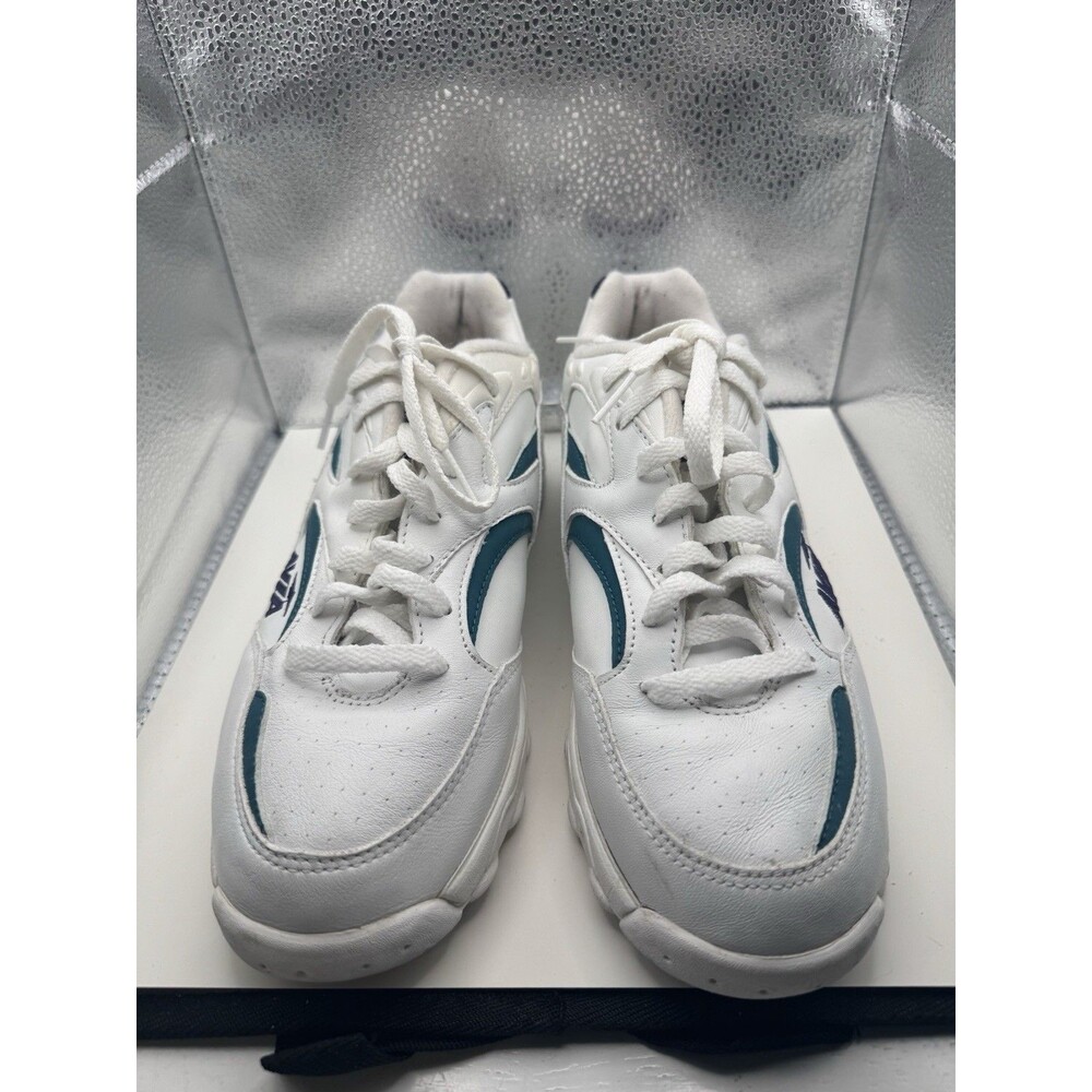 Avia Women’s Walking Athletic Sneakers White/Blue Lace-Up Low Top Medium 65076Y3